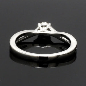 Pointer Classic 4 Prong Solitaire Ring made in Platinum JL PT 676