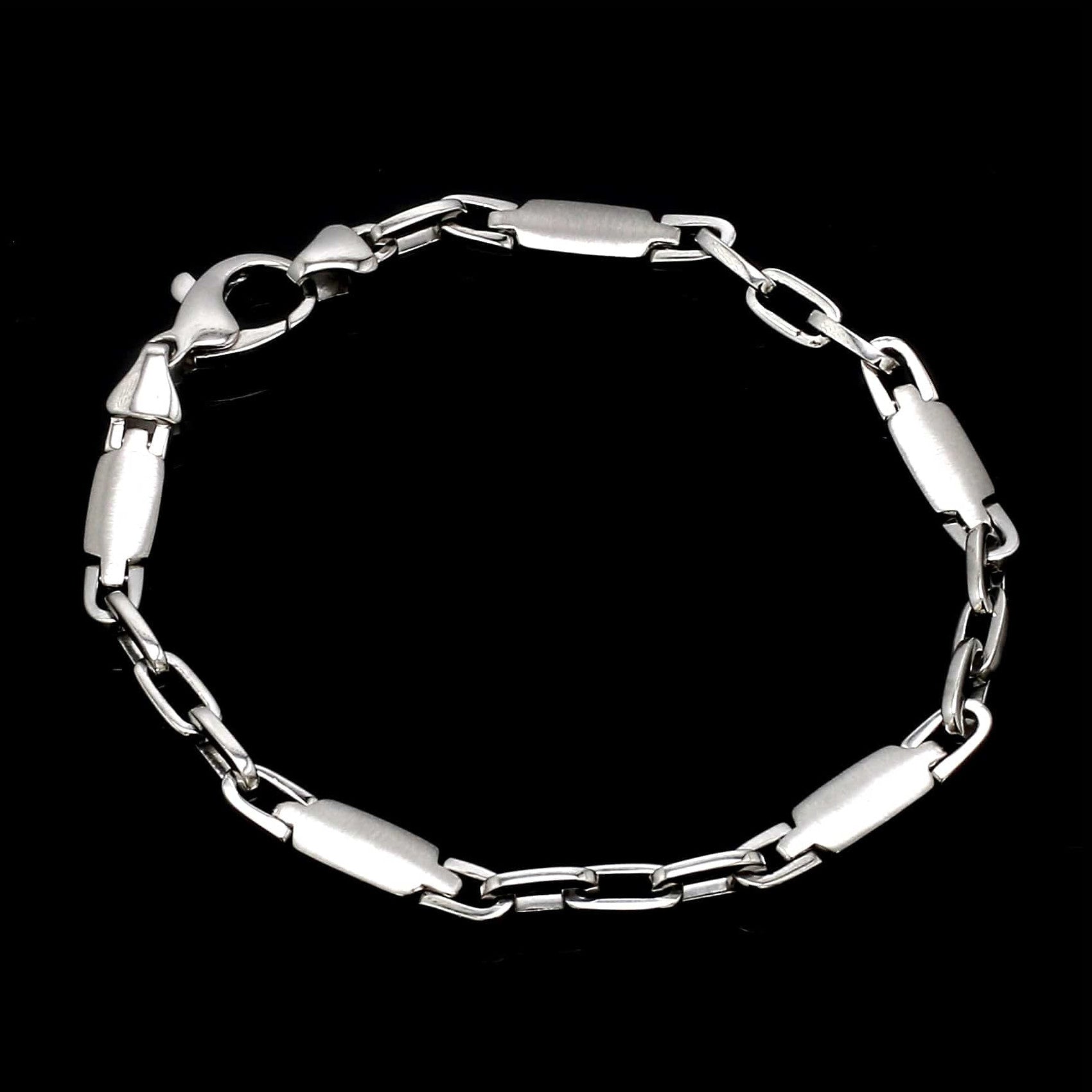 Classic Platinum Evara Bracelet for Men JL PTB 643