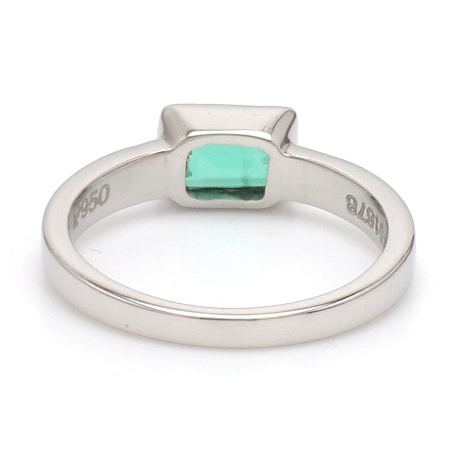 Platinum Ring with Emerald JL PT 1309