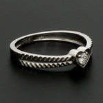 Load image into Gallery viewer, Designer Heart Platinum Love Bands JL PT 922
