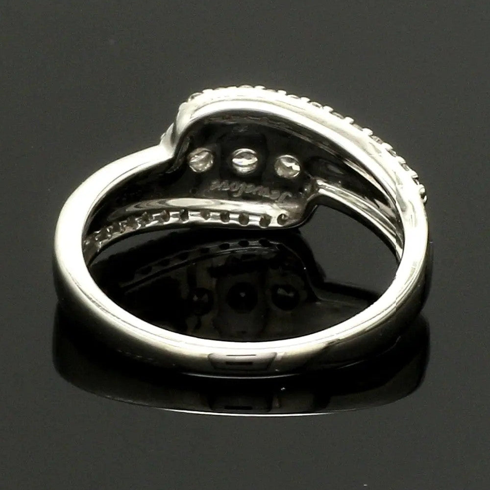 Designer Platinum Love Bands with Diamonds JL PT 152