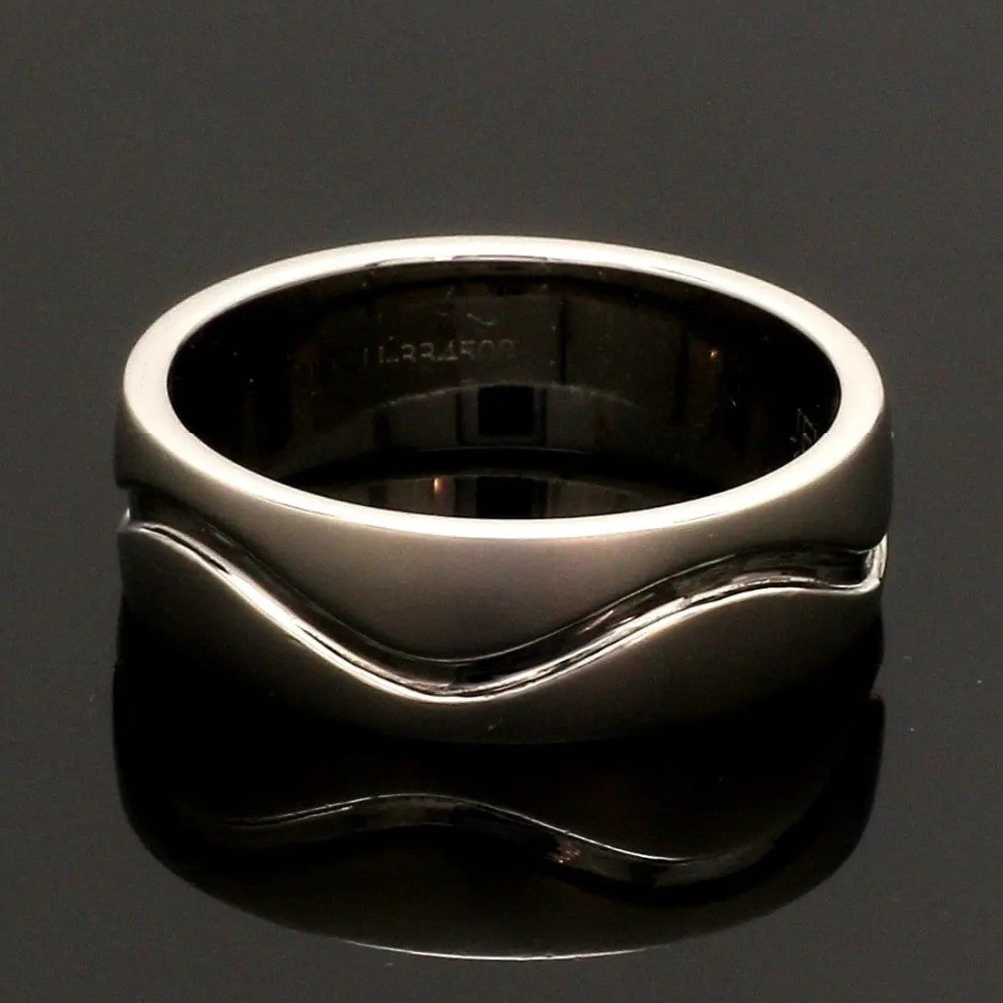 Elegant Platinum Wedding Bands JL PT 130