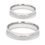 Load image into Gallery viewer, Japanese Plain Platinum Couple Rings with a Matte Finish Wave JL PT 610
