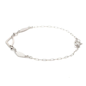 Japanese Platinum Light Weight Bracelet for Women JL PTB 1066