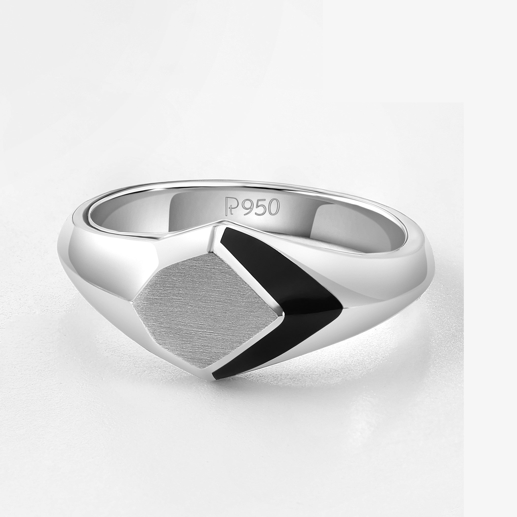 Belt Ring in PLATINUM-BLACK-Enamel