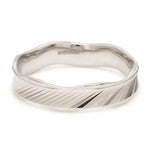 Load image into Gallery viewer, New Japanese Platinum Unisex Couple Rings JL PT 1154
