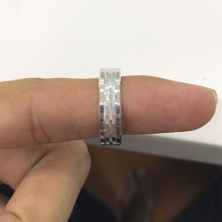 Plain Platinum Hammered Band JL PT 949