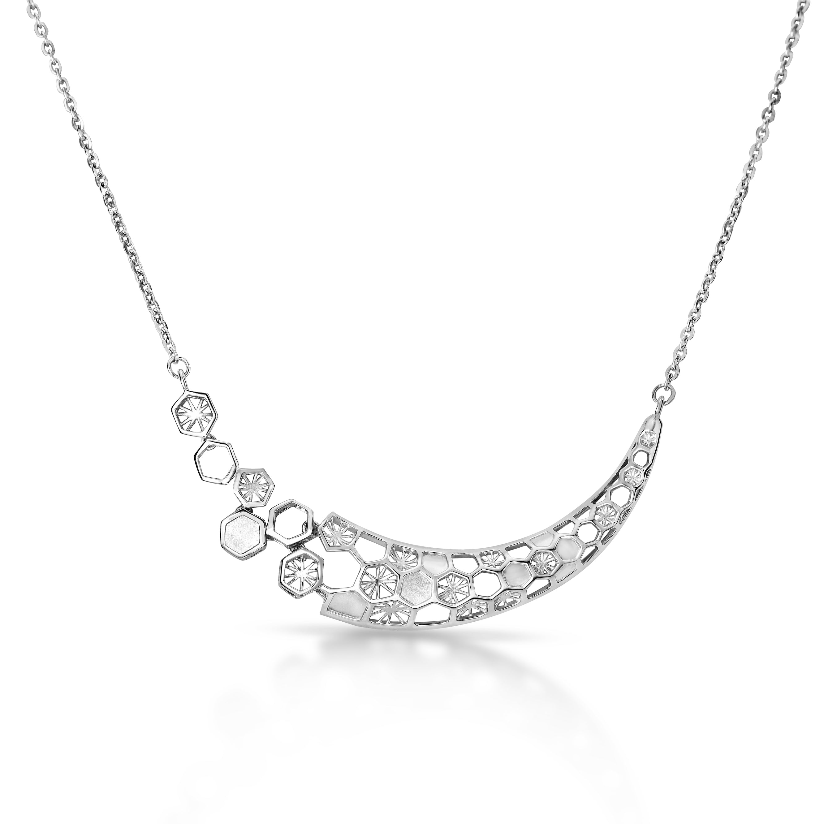 Plain Platinum Evara Crescent Pendant JL PT P 225   Jewelove.US